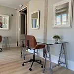 Metropolitan Living - Janelas Verdes アパート リスボン