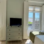 Metropolitan Living - Janelas Verdes Lisbona