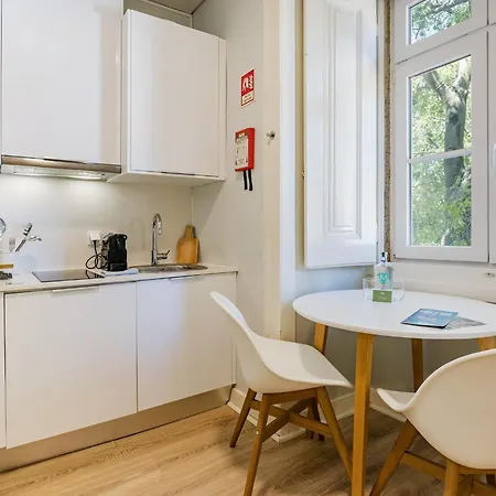 Апартаменты Metropolitan Living - Janelas Verdes