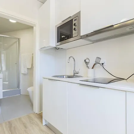 Metropolitan Living - Janelas Verdes Апартаменты Лиссабон