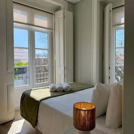 Metropolitan Living - Janelas Verdes Lisboa