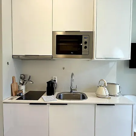 Apartamento Metropolitan Living - Janelas Verdes *