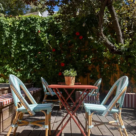 Metropolitan Living - Janelas Verdes