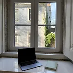Metropolitan Living - Janelas Verdes Lizbona