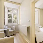 Metropolitan Living - Janelas Verdes 公寓 *