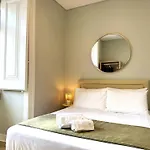 Metropolitan Living - Janelas Verdes 公寓 *