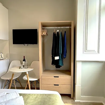 Metropolitan Living - Janelas Verdes Lizbona